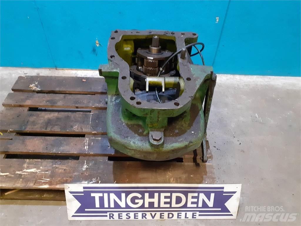 John Deere 4040 Menjač