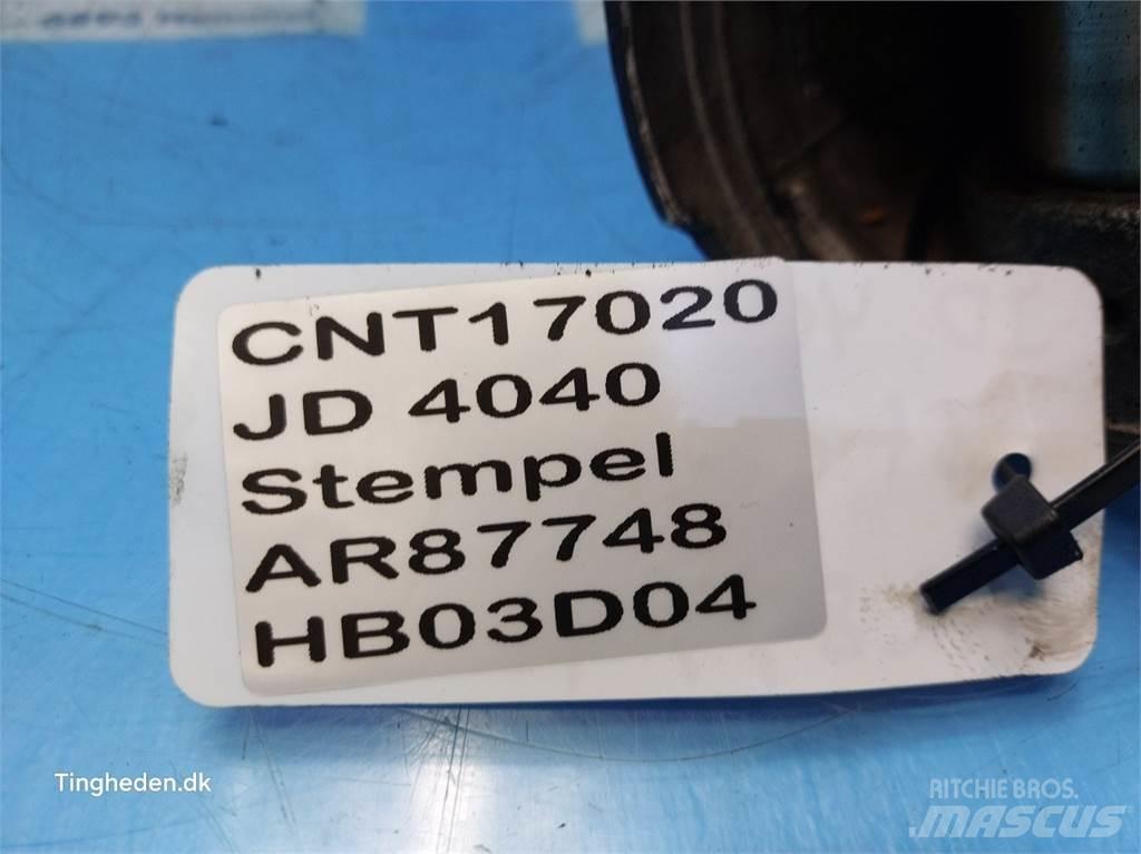 John Deere 4040 Motori