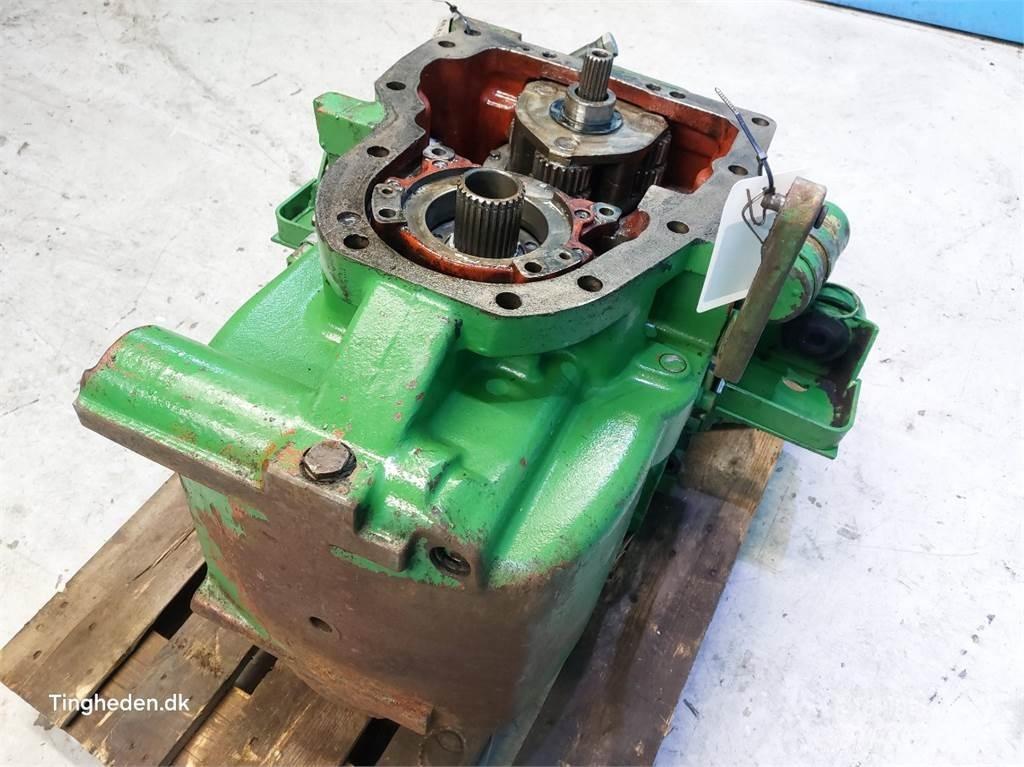 John Deere 4040S Menjač