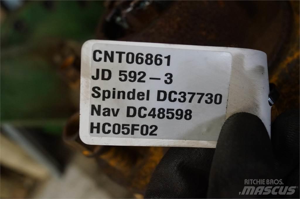 John Deere 592 Osovine
