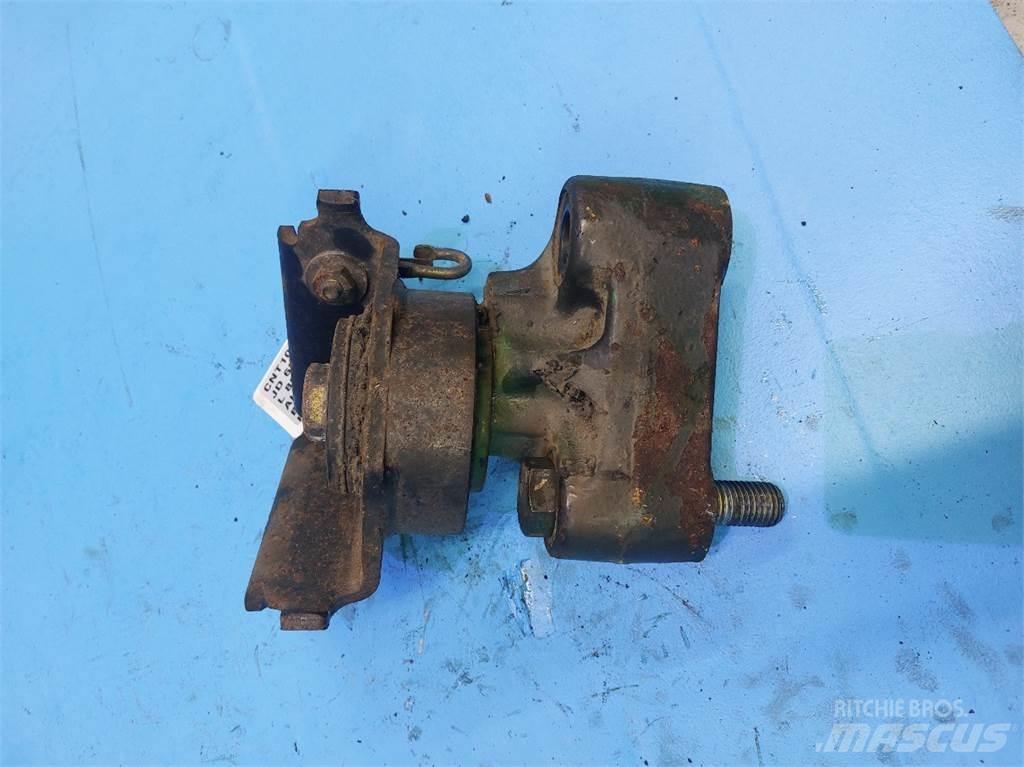 John Deere 6200 Kabine i unutrašnjost
