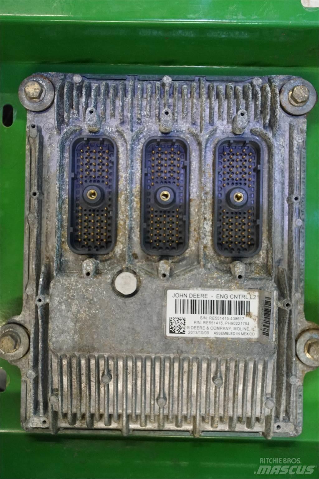John Deere 670S Elektronika