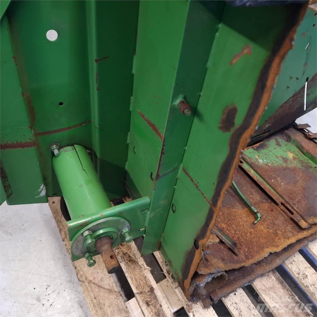 John Deere 820 Dodatna oprema za kombajne