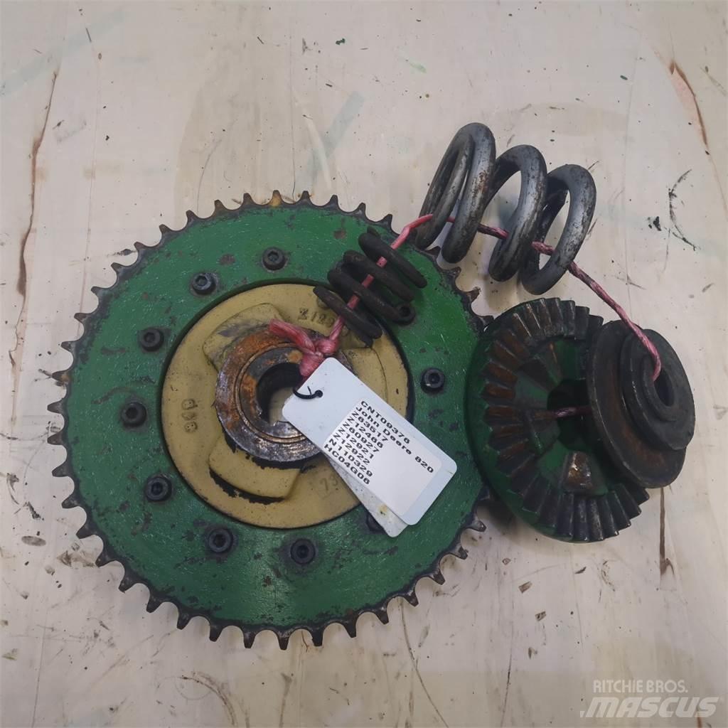 John Deere 820 Dodatna oprema za kombajne