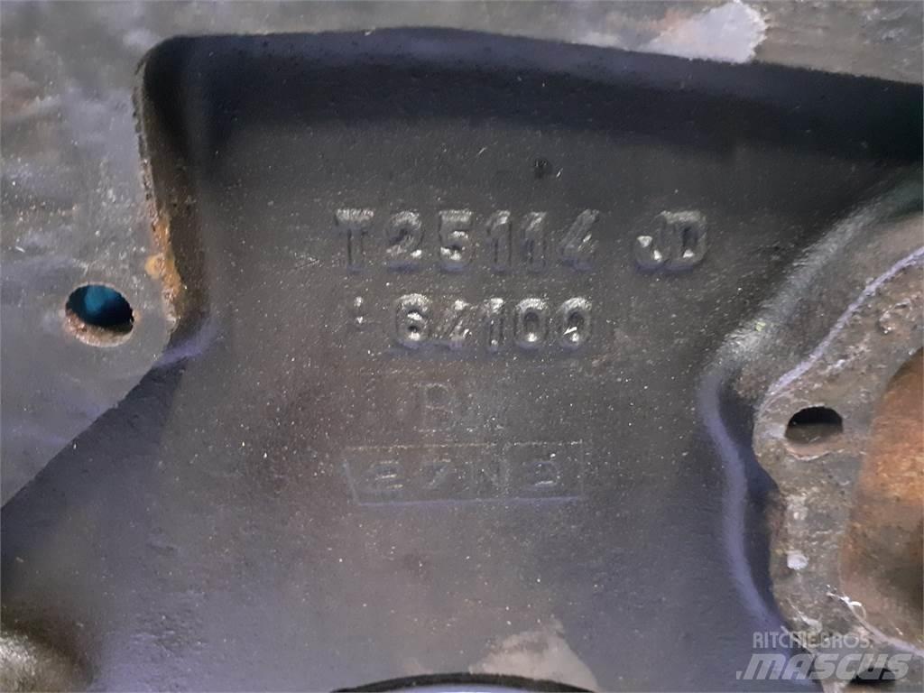 John Deere 935 Motori
