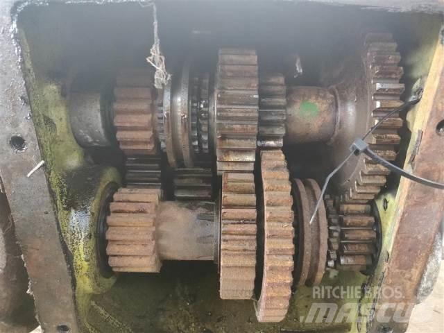 John Deere 942 Menjač