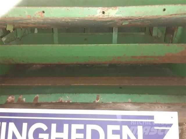 John Deere 955 Posipači soli i peska