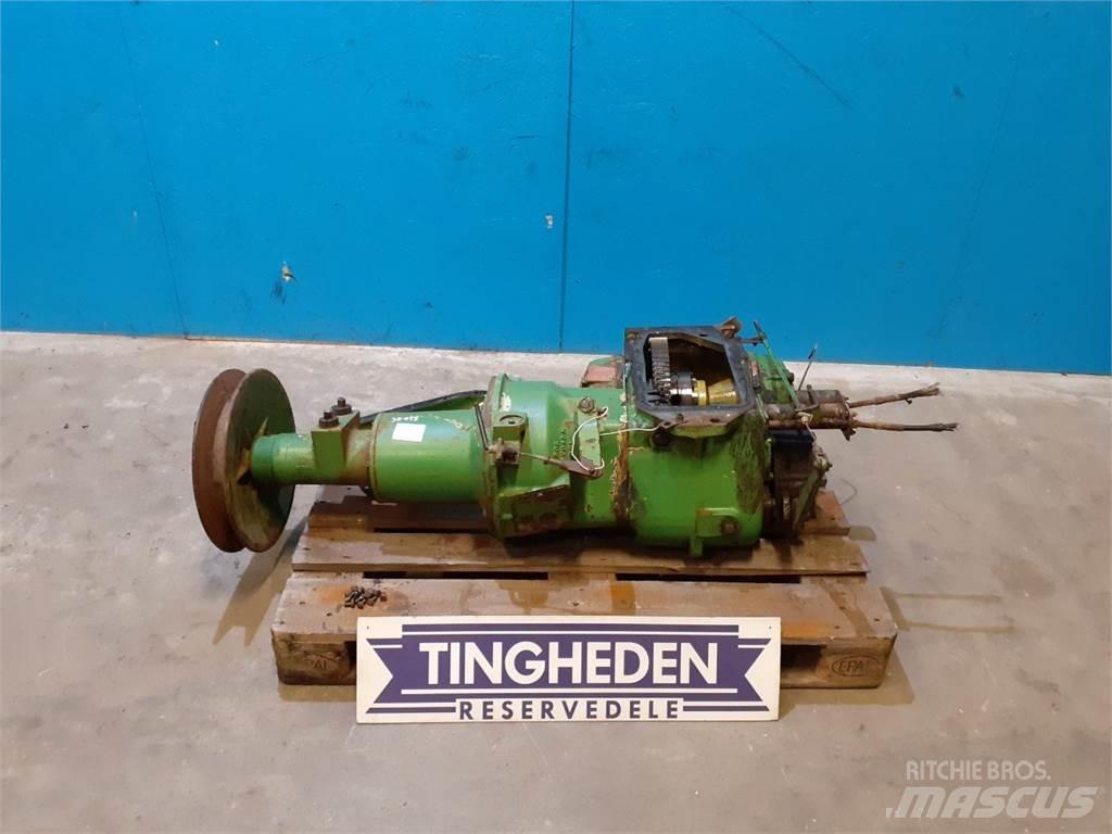 John Deere 955 Menjač