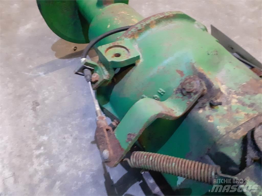 John Deere 955 Menjač