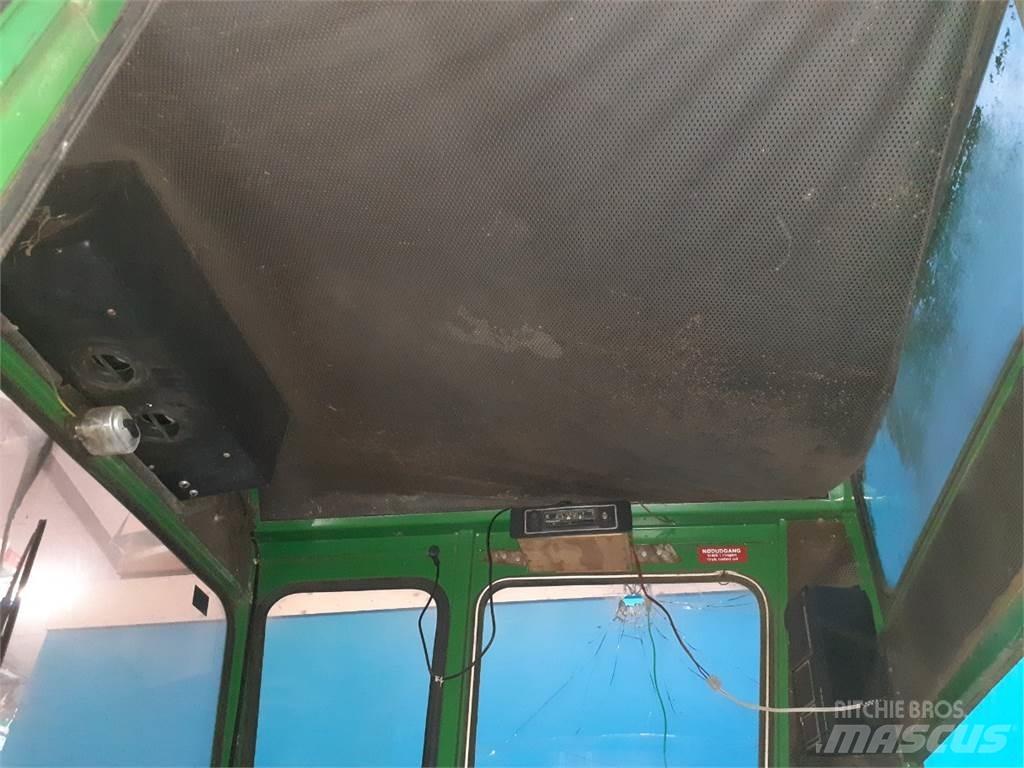 John Deere 955 Kabine i unutrašnjost
