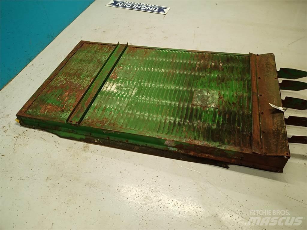 John Deere 955 Posipači soli i peska