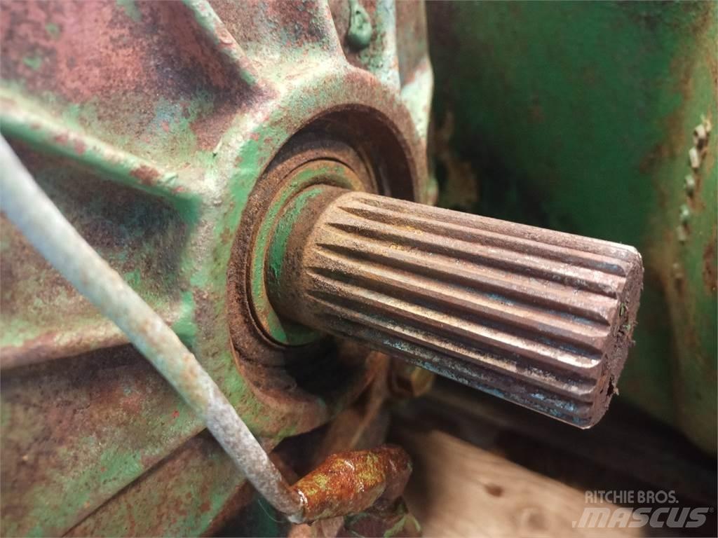 John Deere 965 Menjač