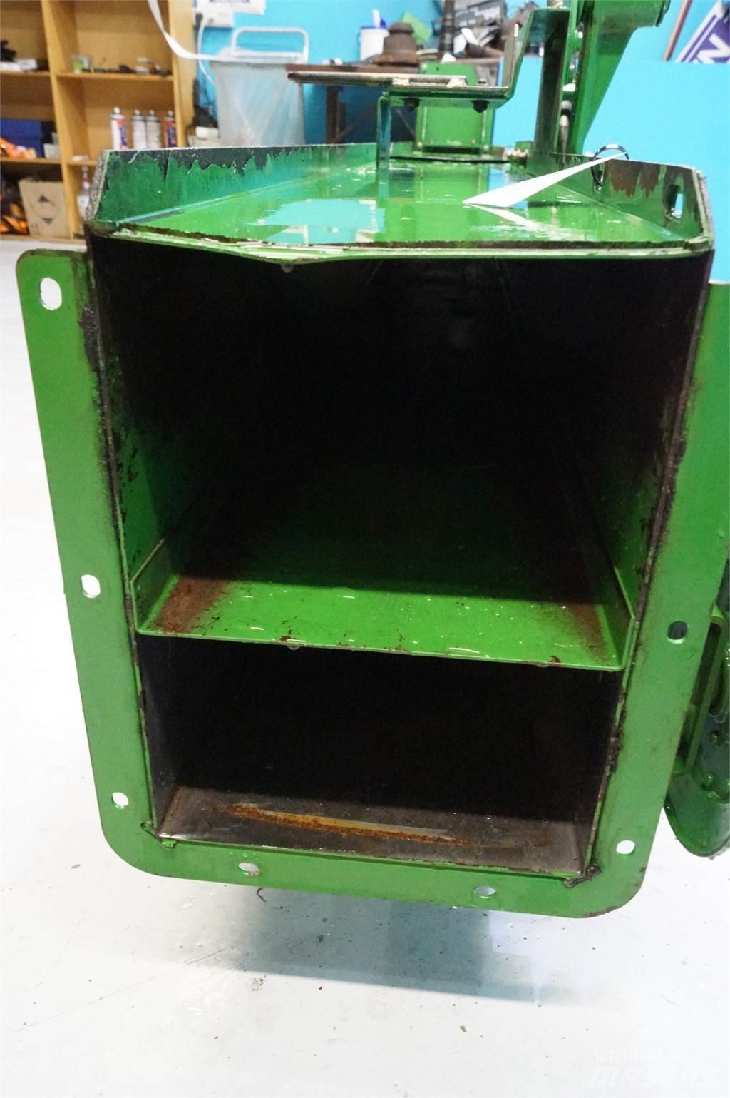 John Deere 9780 Dodatna oprema za kombajne
