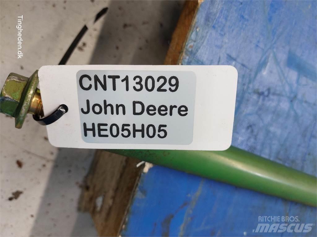 John Deere S670 Posipači soli i peska