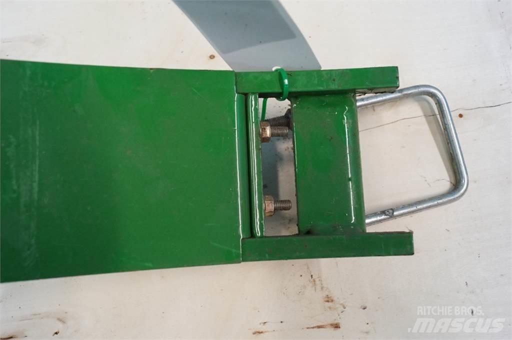 John Deere S690 Dodatna oprema za kombajne