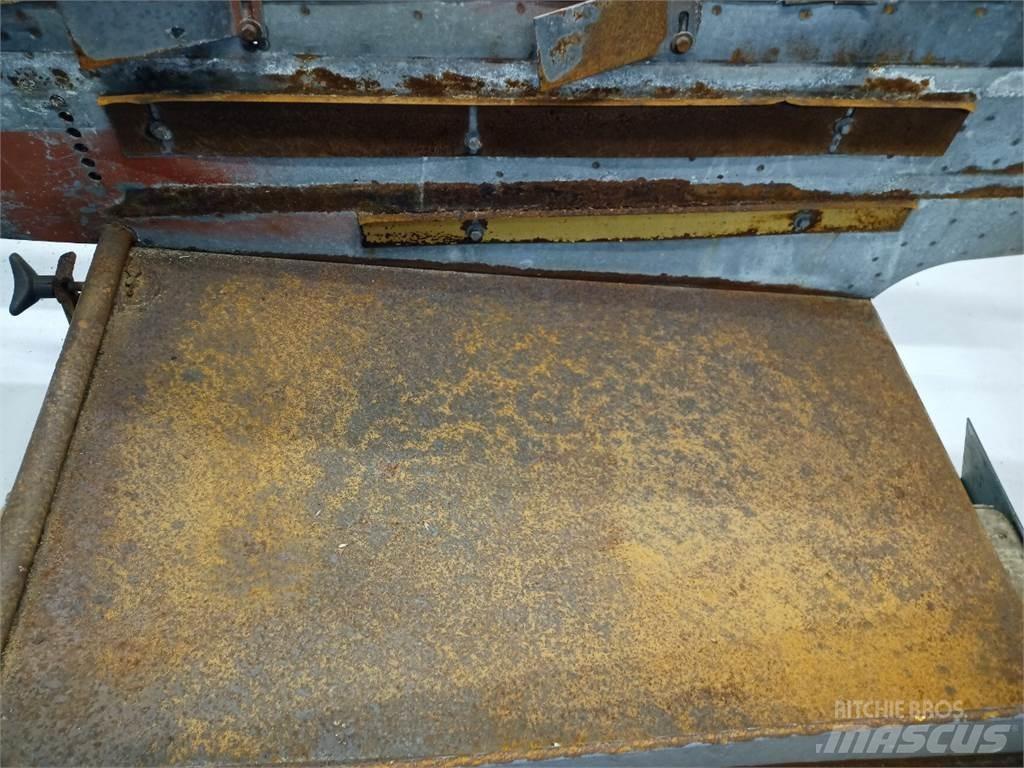 Laverda 3650 Posipači soli i peska