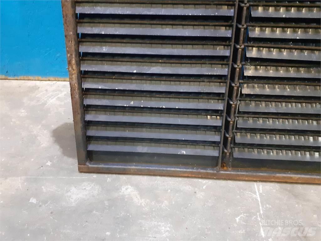 Laverda 626 Posipači soli i peska