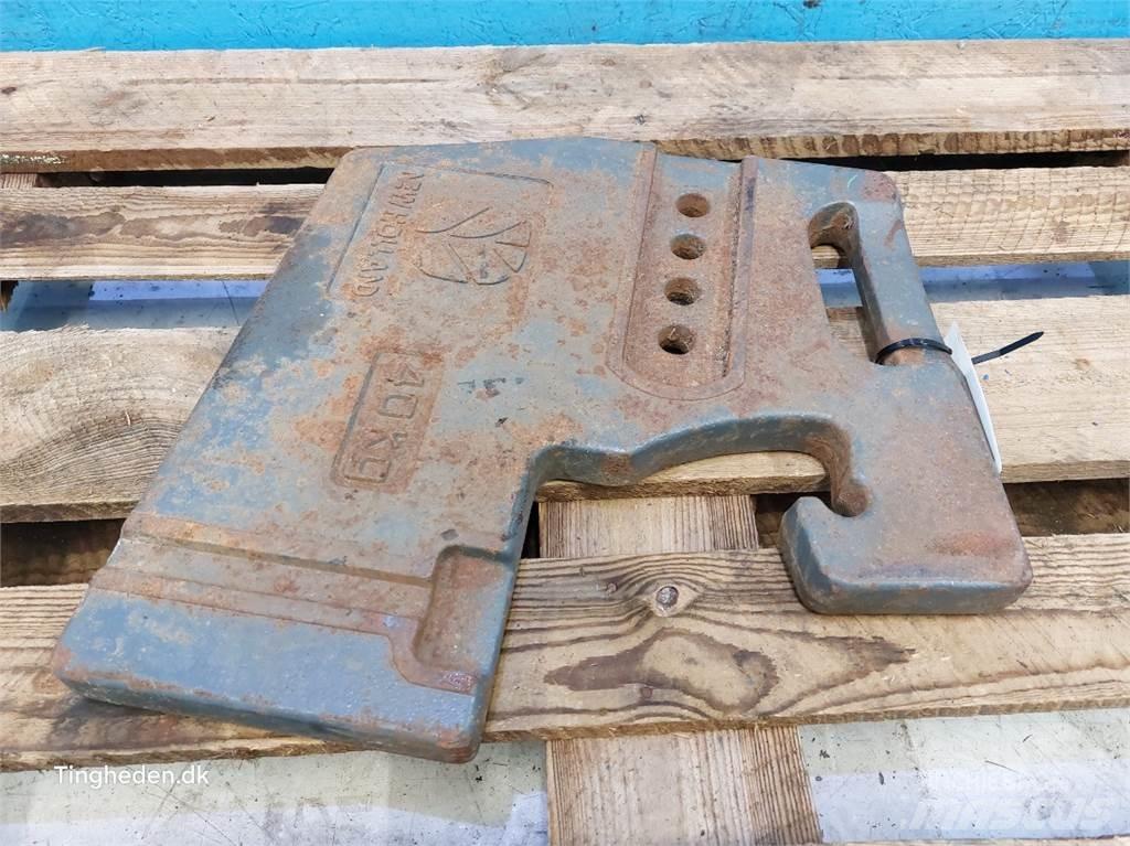New Holland  Prednji tegovi