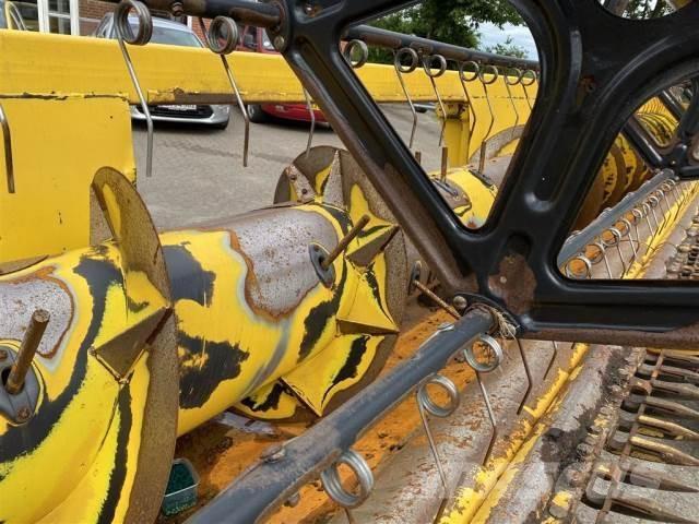New Holland 30 Dodatna oprema za kombajne