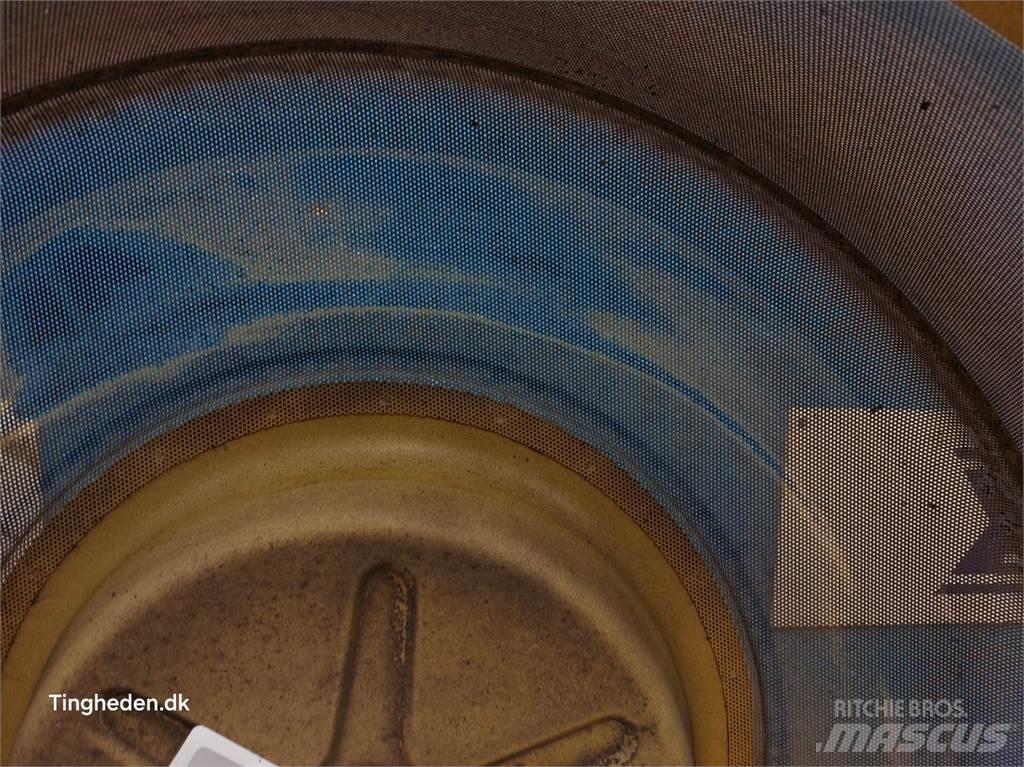 New Holland TX30 Radijatori