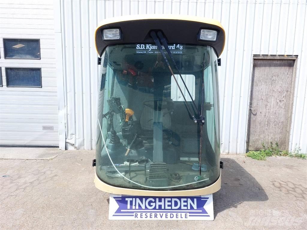 New Holland TX65 Kabine i unutrašnjost