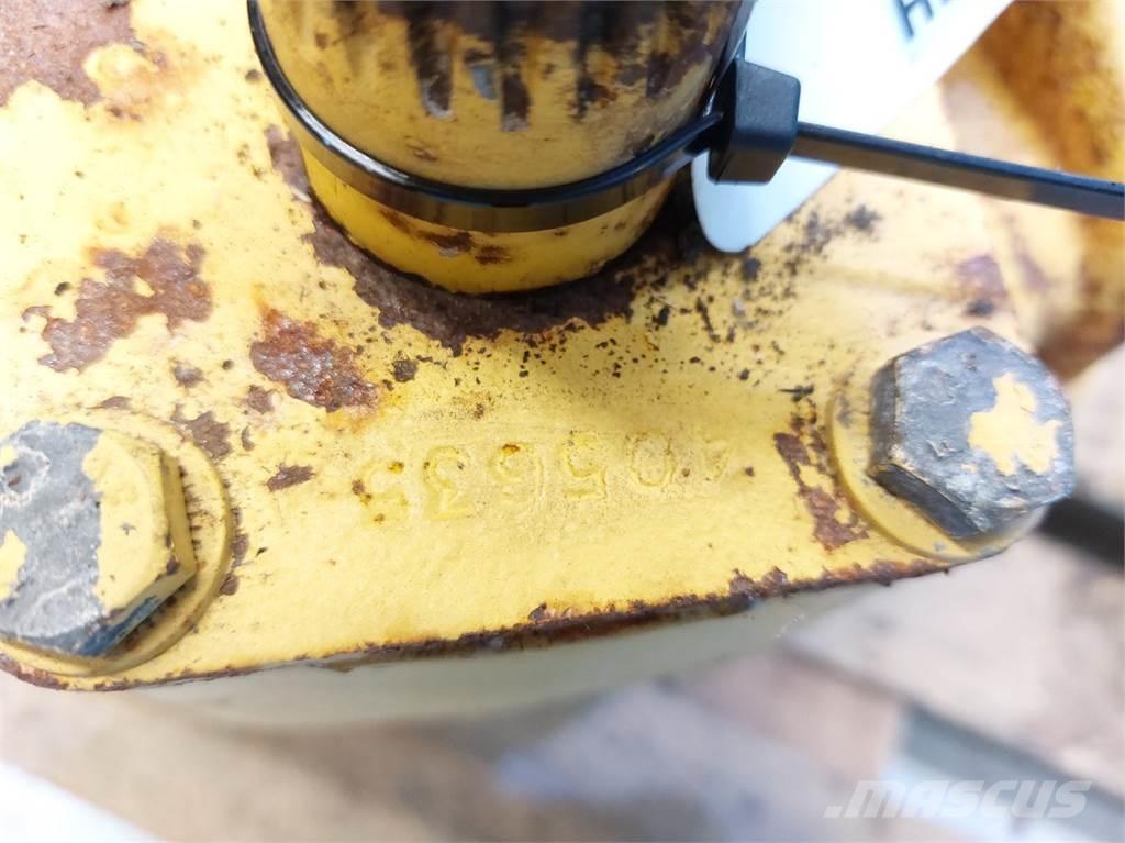 New Holland TX68 Dodatna oprema za kombajne
