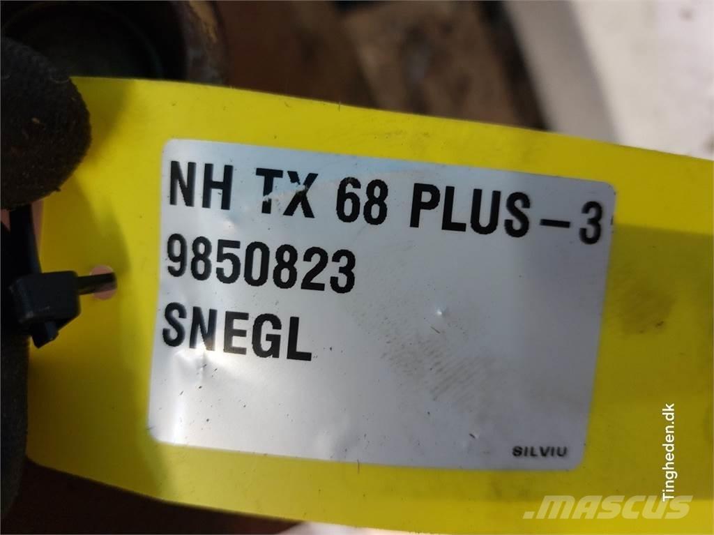 New Holland TX68 Dodatna oprema za kombajne