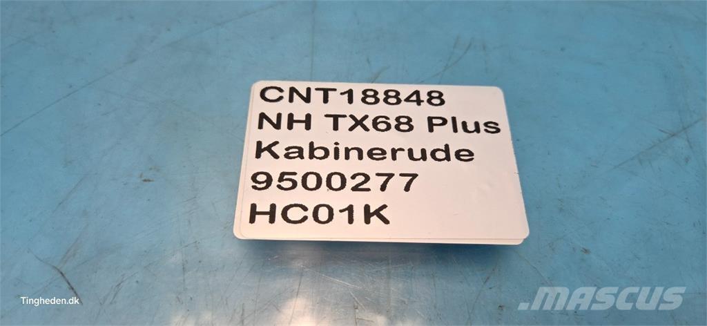 New Holland TX68 Kabine i unutrašnjost