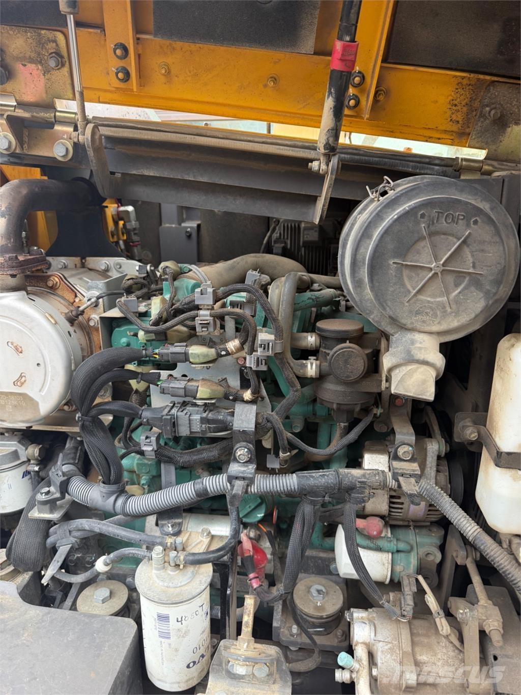 Volvo ECR88D Bageri guseničari