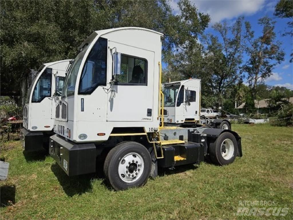 Autocar ACTT42 Terminalni tegljači