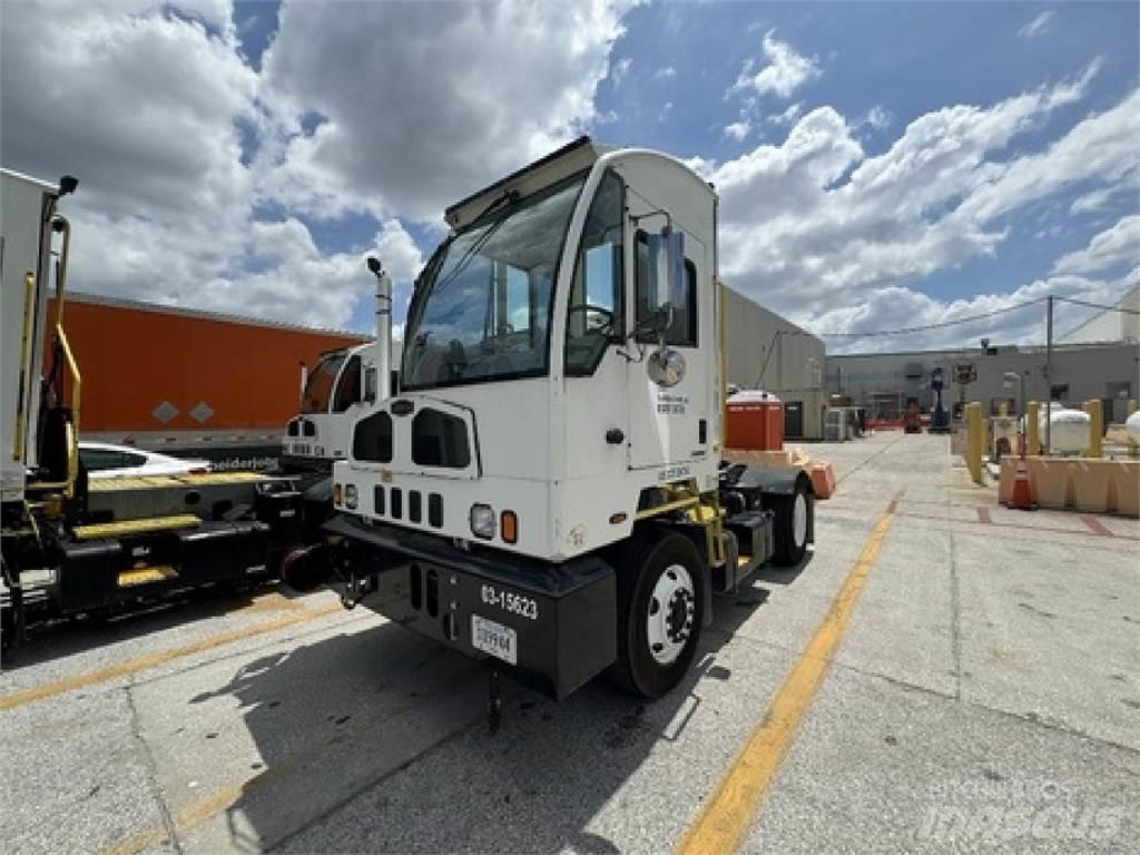 Autocar ACTT42 Terminalni tegljači