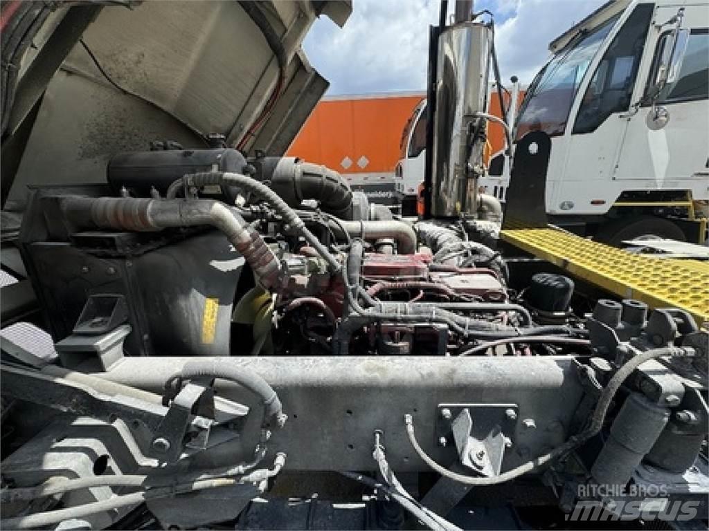 Autocar ACTT42 Terminalni tegljači