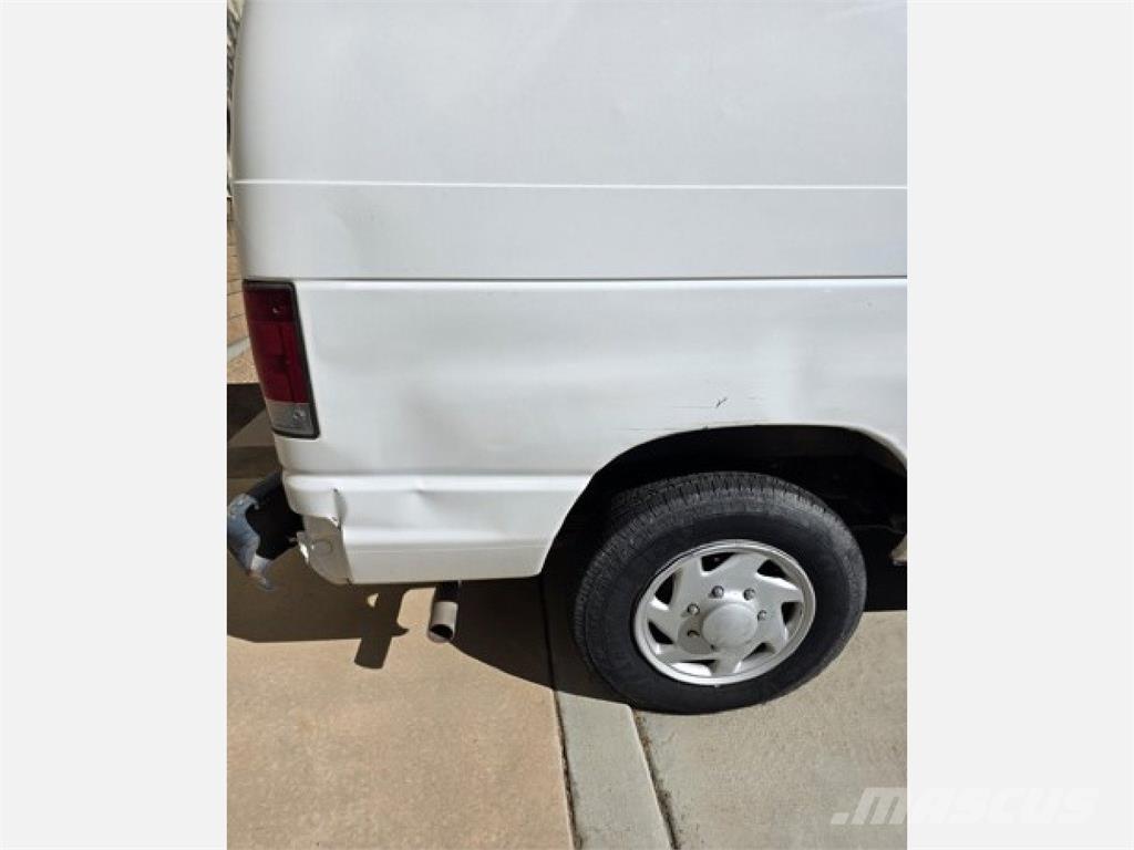Ford E150 Dostavna vozila / kombiji