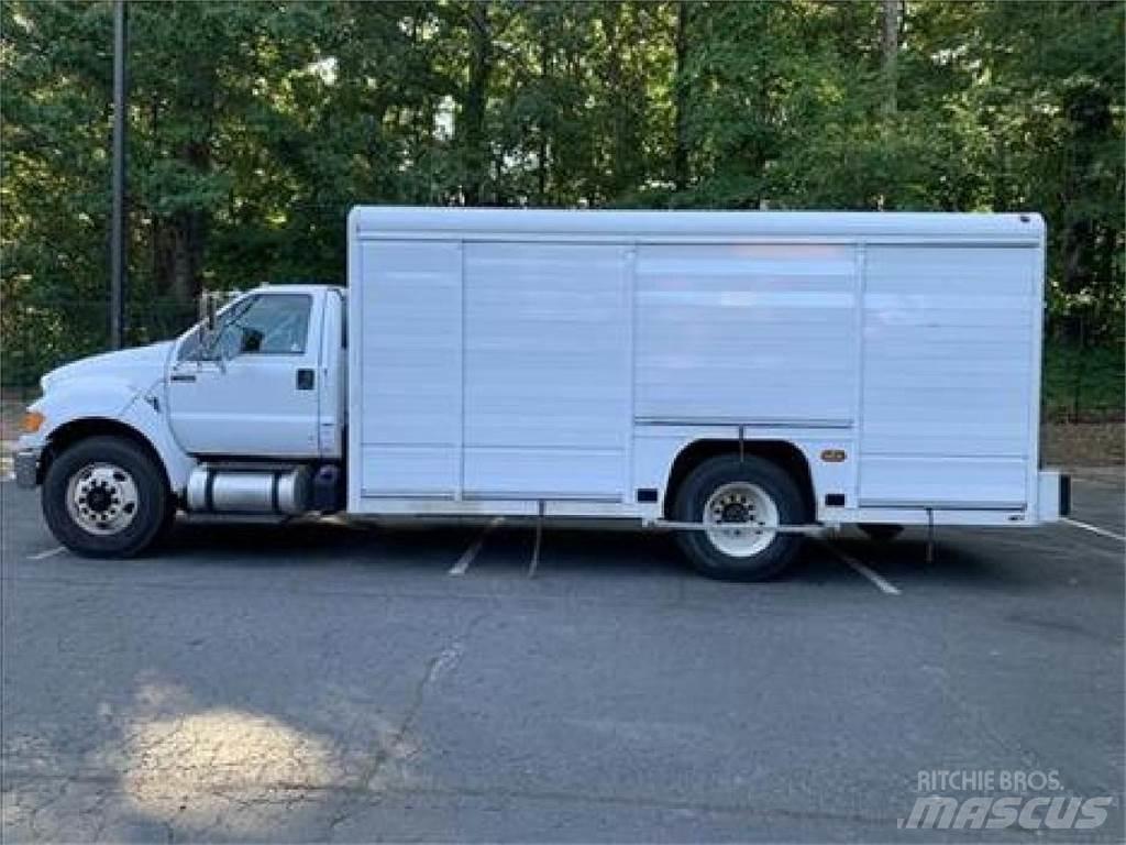 Ford F750 Kamioni za prevoz pića