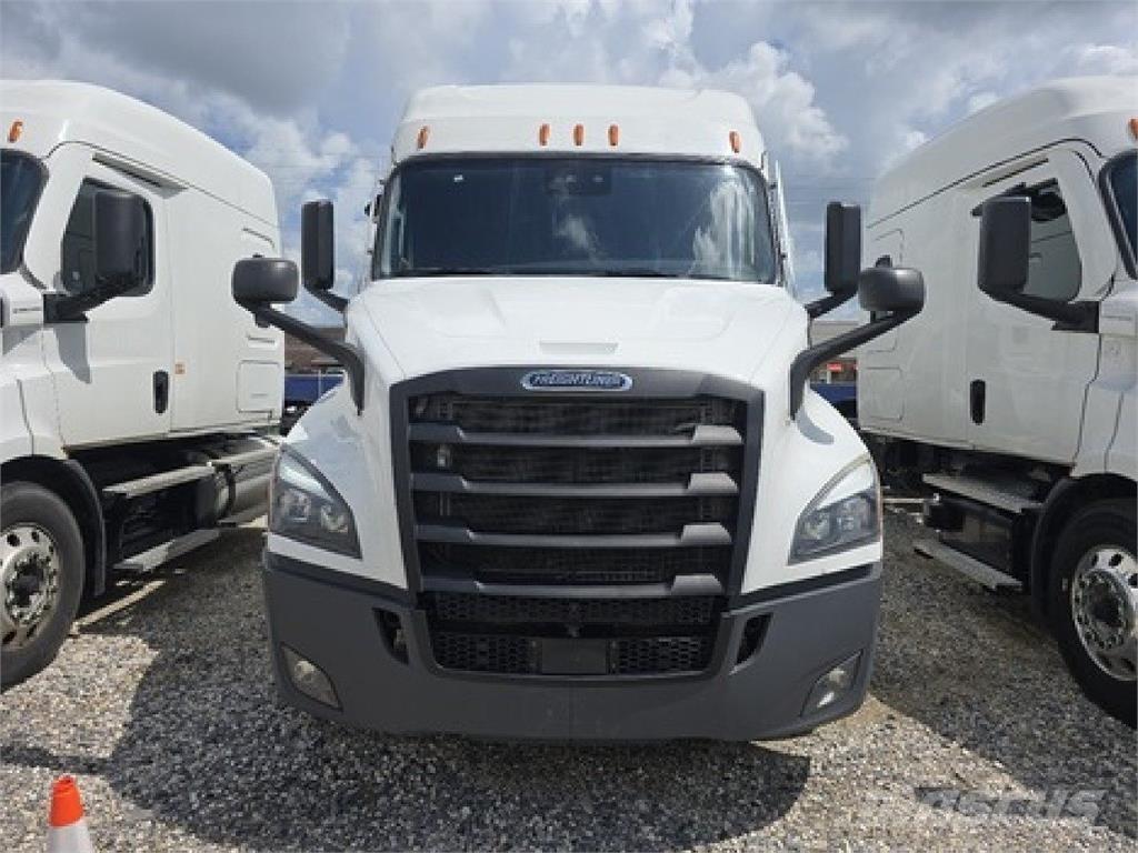 Freightliner CAS116 Tegljači