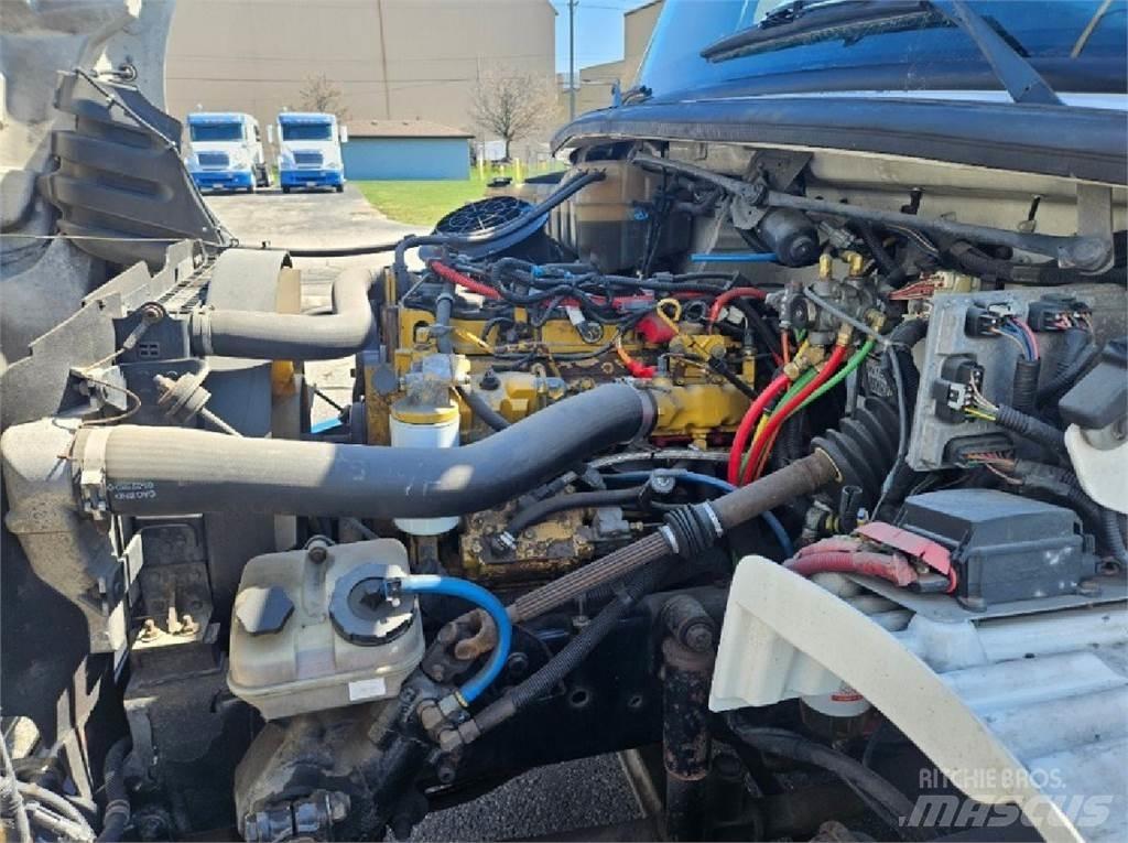 Freightliner M2 Kamioni sa otvorenim sandukom