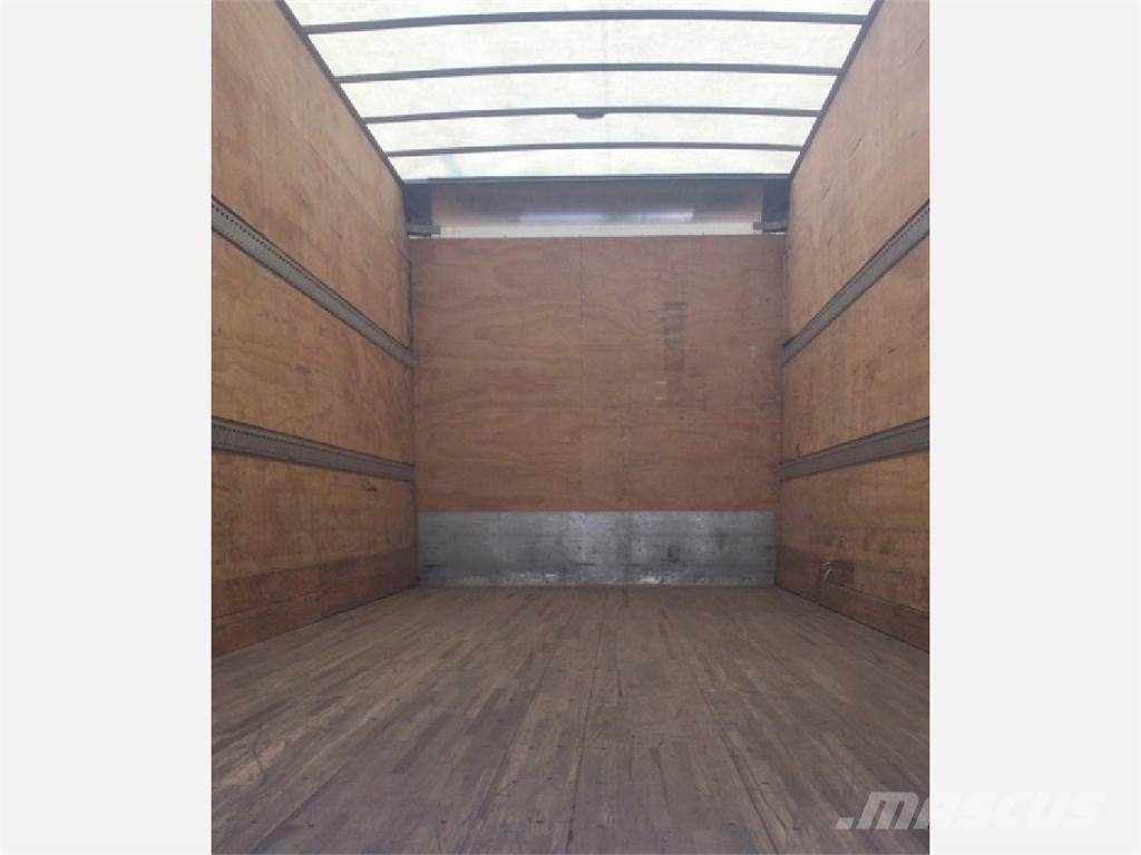 Freightliner M2 Sanduk kamioni