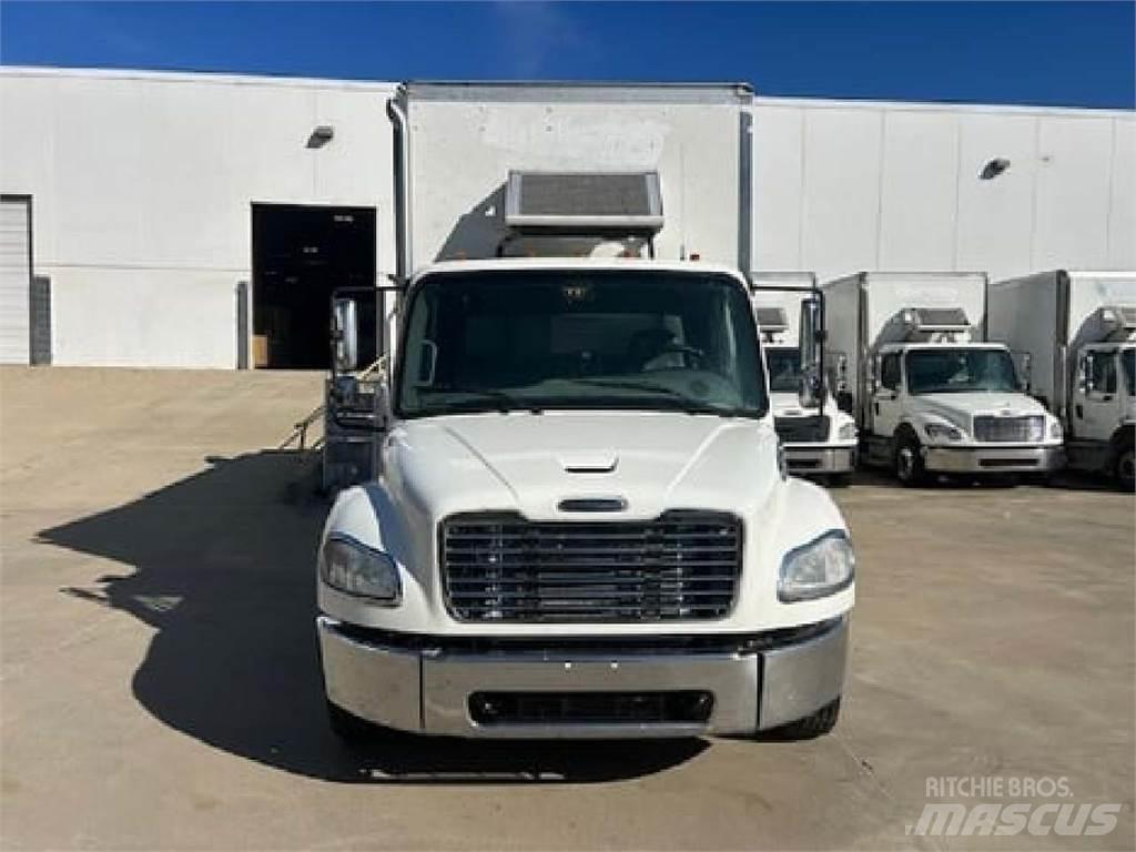 Freightliner M2-106 Sanduk kamioni