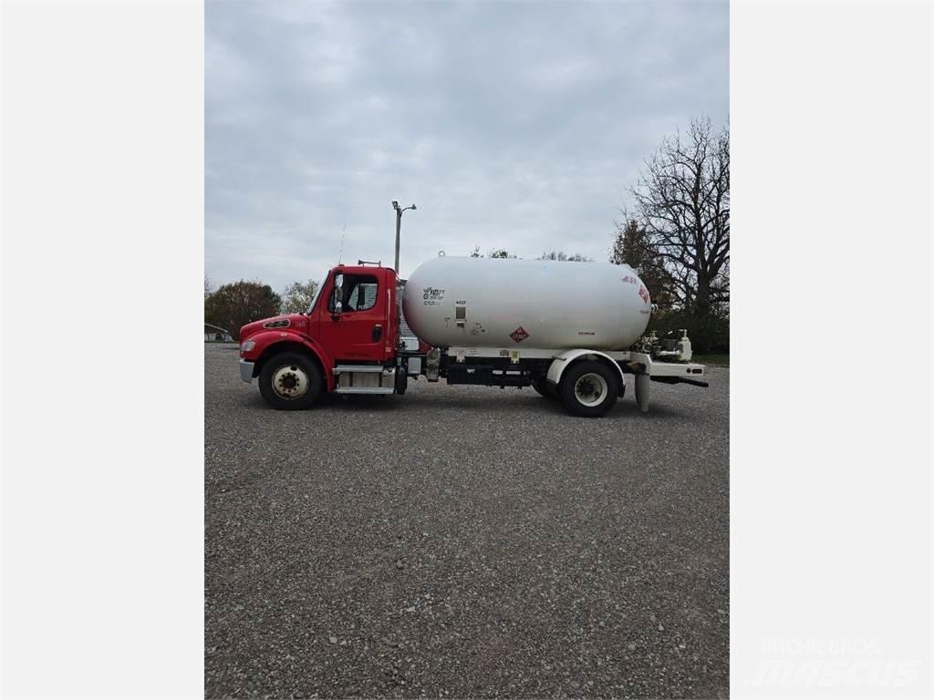 Freightliner M2 106 Ostali kamioni