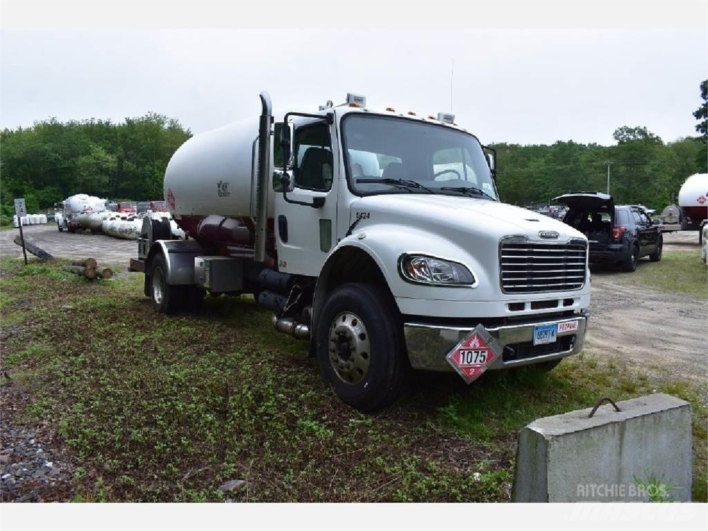 Freightliner M2-106 Ostali kamioni