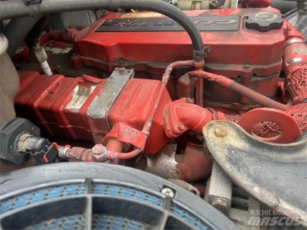 Freightliner M2106 Kamioni za prevoz pića