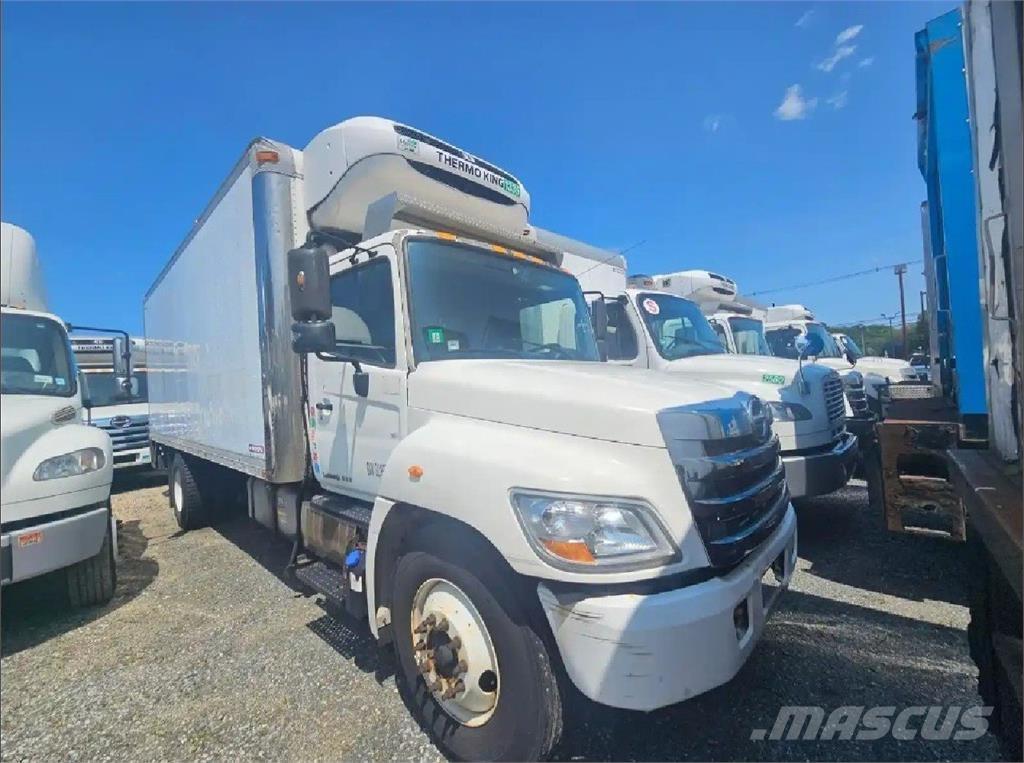 Hino 338 Kamioni hladnjače