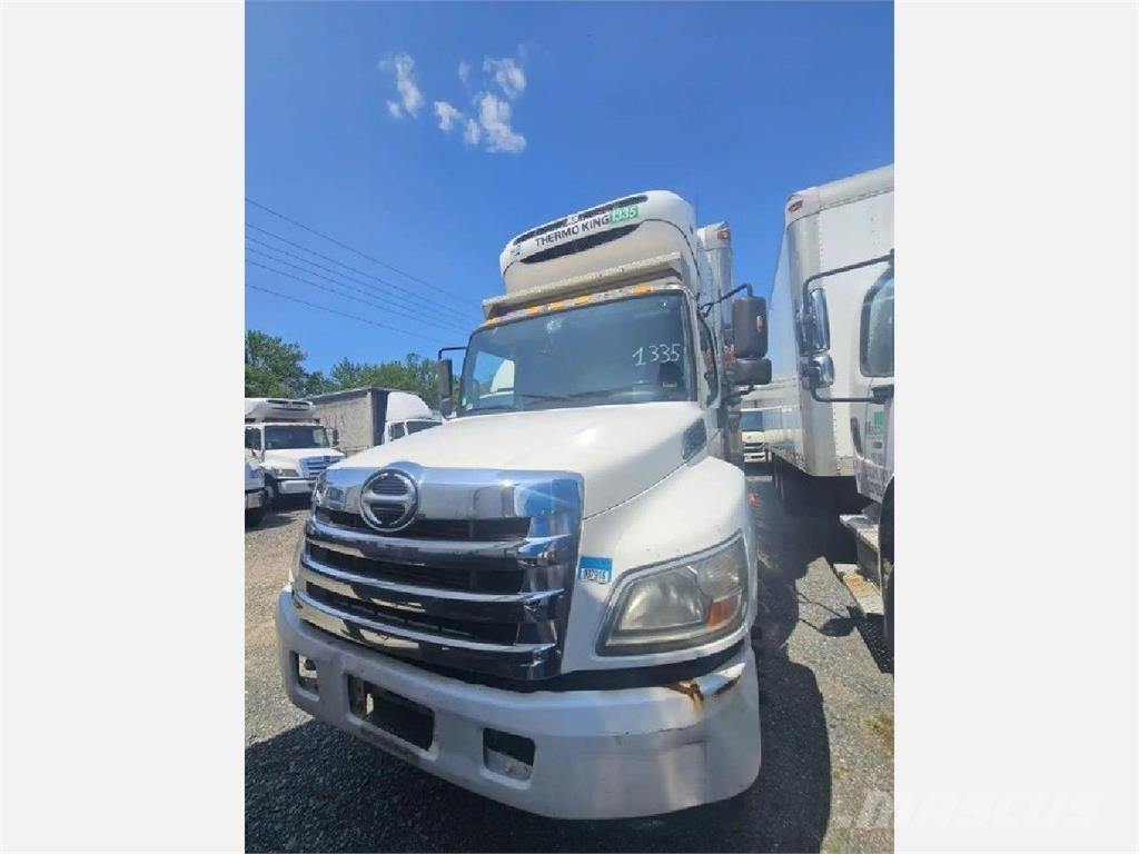 Hino 338 Kamioni hladnjače