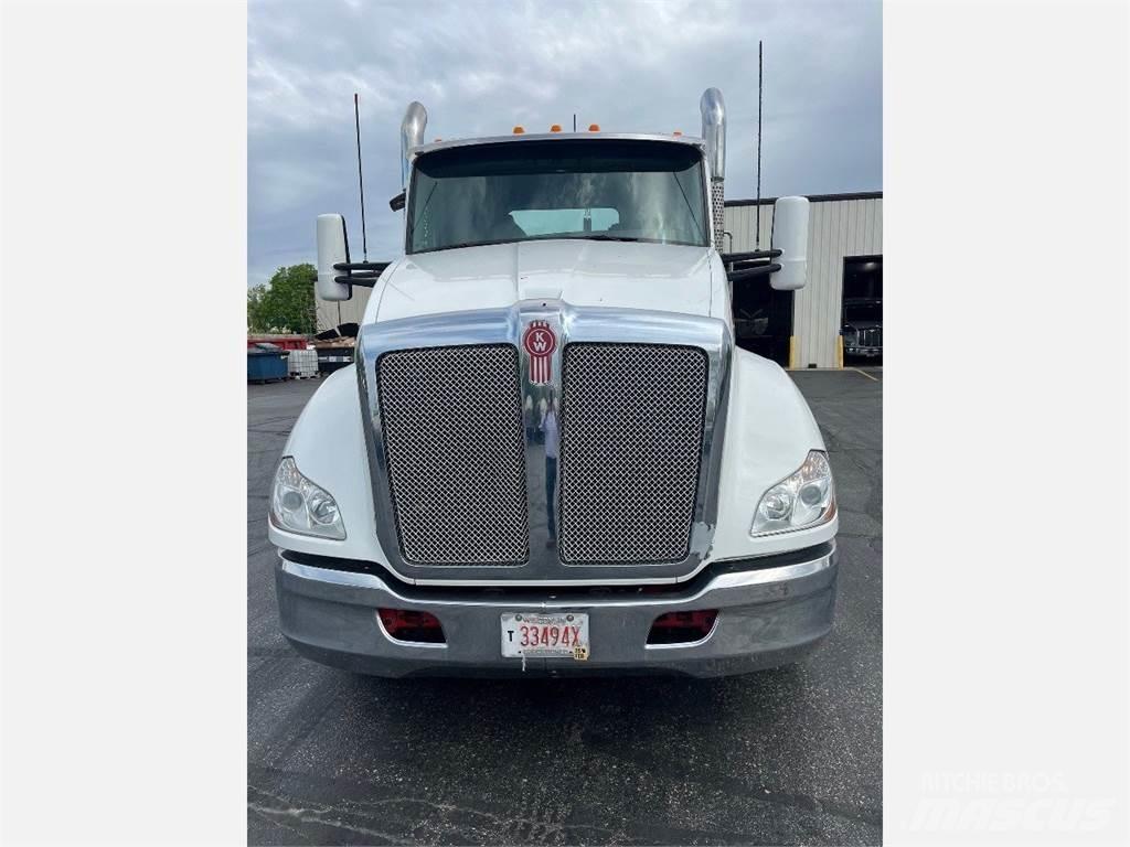 Kenworth T680 Tegljači