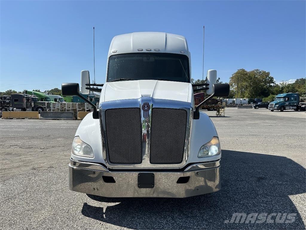 Kenworth T680 Tegljači