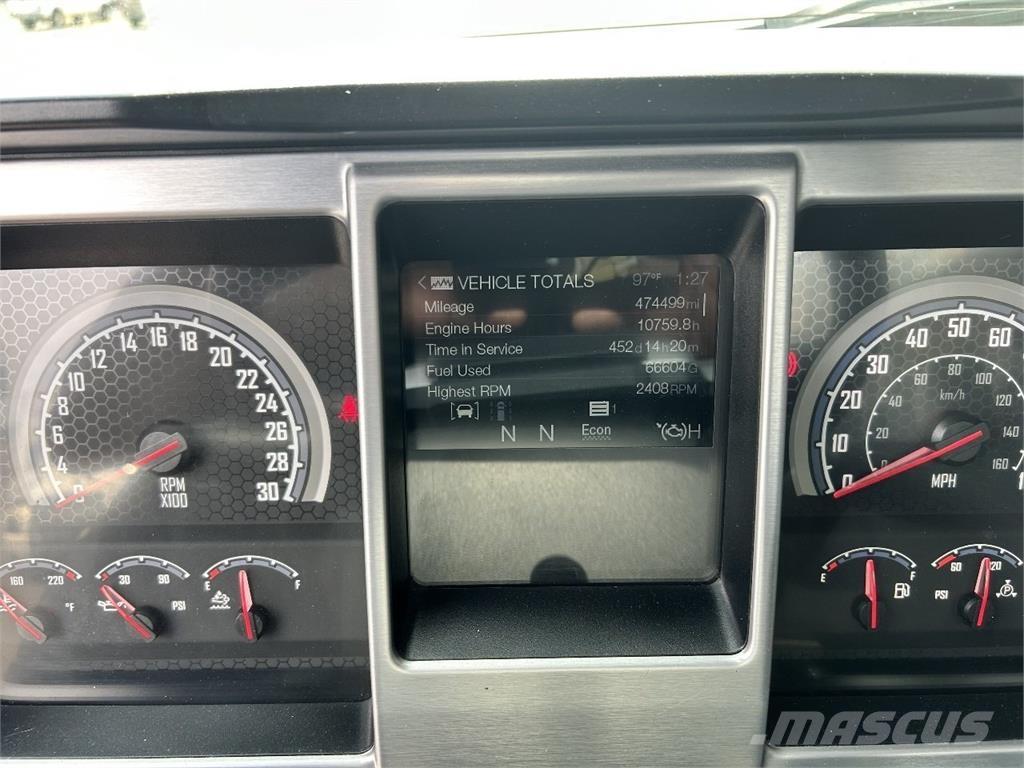 Mack AN64T Tegljači