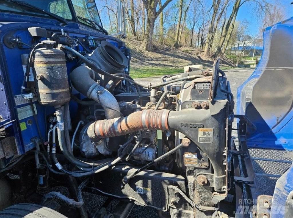 Peterbilt 337 Kamioni sa otvorenim sandukom