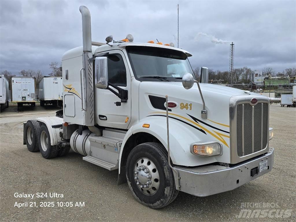 Peterbilt 567 Tegljači