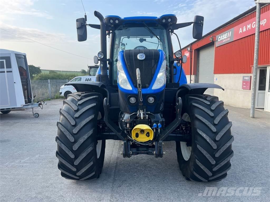 New Holland T7.210 Traktori