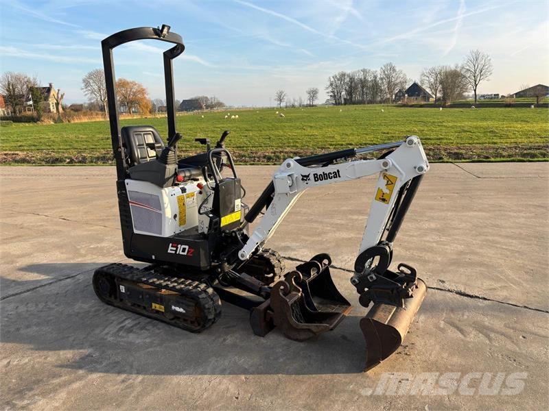 Bobcat E10 Mini bageri < 7t